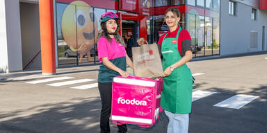 Gratis-Apfel zum Jahresstart: PENNY legt foodora-Bestellungen Frische bei