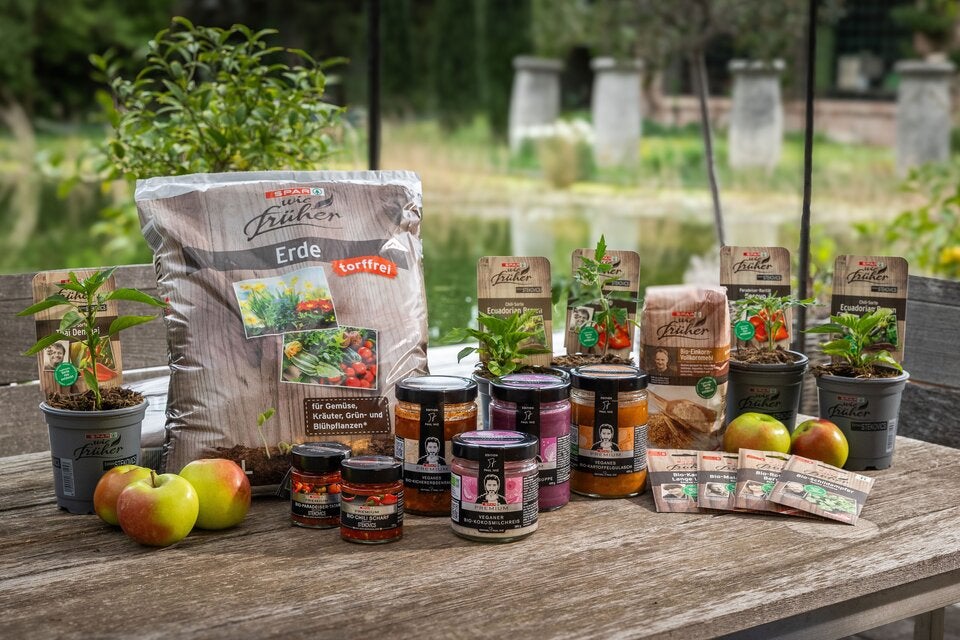Vielfalt im SPAR-Sortiment: Von Bio-Saatgut und torffreier Erde über Jungpflanzen und alte Apfelsorten bis zu Spezialitäten im Glas – gemeinsam mit Partner:innen bringt SPAR Sortenvielfalt in Garten und Küche.