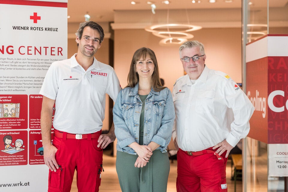 Cooling-Center: Abwechslungsreiche Events und Partnerschaften wie mit dem Roten Kreuz festigen das HUMA ELEVEN als Treffpunkt in der Region. 