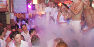 Féte Blanche: Trendy People ganz in weiß