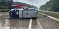 Unfall in Kärnten: Polizei-Auto schlittert 200 Meter auf der Autobahn