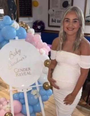 Die Feier zur Geschlechtsbekanntgabe war echt – nur das Baby nicht. 