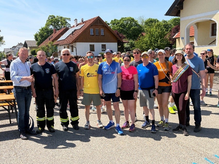 BGM Stefan Lang, KDT Wolfgang Binder und Manfred Kiesling (FF Retz), Andreas Hofer, Christoph Fasching, Vize-BGM Claudia Schnabl, Michael Binder (DEV Retz), Sebastian Hebenstreit, Sabrina Kiesling, Anna Schöfmann, Benedikt Wagesreiter (Rugia Retz) 
