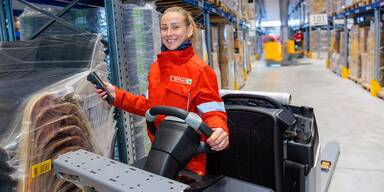 Interspar: Simpex-Logistikzentrum für Non-Food-Versorgung im Vollbetrieb