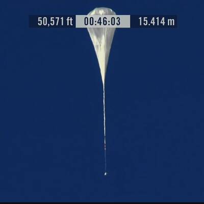 Felix Baumgartner auf dem Weg zur Stratosphäre