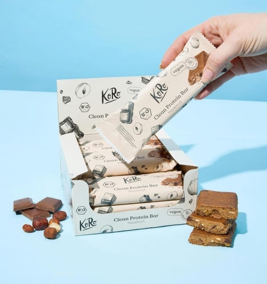KoRo - Bio veganer Proteinriegel Haselnuss - Auf Dattelbasis 