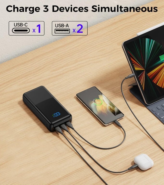 Power Bank 27000 mAh  - Jetzt auf Amazon!