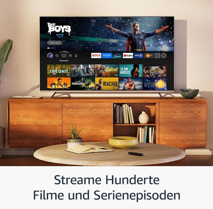 Amazon Fire TV Stick HD (Neueste Generation), Free- und Live-TV, Alexa-Sprachfernbedienung, Smart-Home-Steuerung, HD-Streaming 