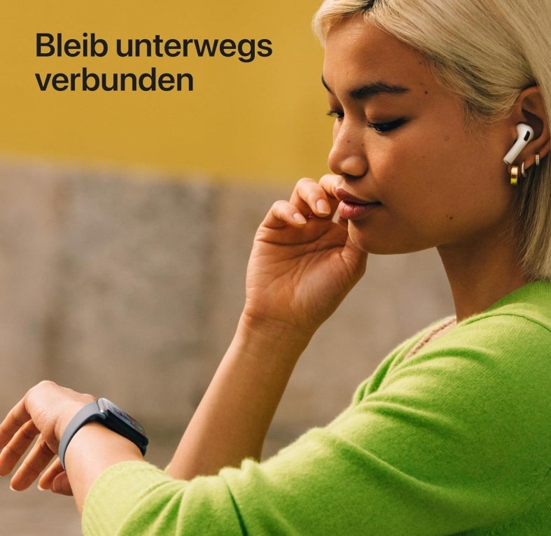 Apple Watch SE 3 GPS 40 mm Smartwatch mit Aluminiumgehäuse in Mitternacht und Sportarmband in Mitternacht (S/M). Fitness‑ und Schlaftracker, Herzfrequenzmesser, Always-On Display, Wasserschutz 