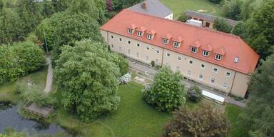 Biologiezentrum neben JKU