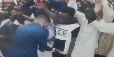 Bischof Penisvergr&ouml;&szlig;erung