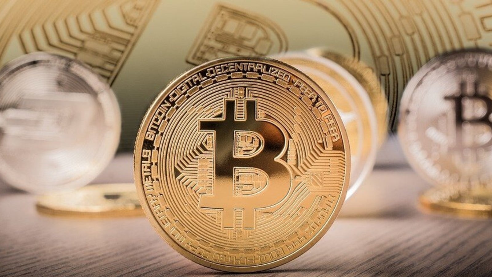 Bitcoin steigt bis knapp unter Rekordhoch, in Euro viel tiefer -  Business-Live
