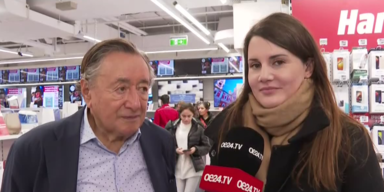 Black Friday Ansturm auf Gesch&auml;fte.png