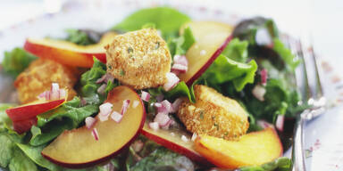 Blattsalat-Camembert