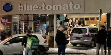 Bluetomato/Instagram