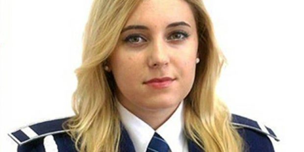 Das ist die sexieste Polizistin der Welt