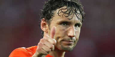 Van Bommel zieht sich aus Team zur&uuml;ck