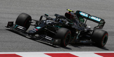 Bottas schnappt sich Pole vor Hamilton