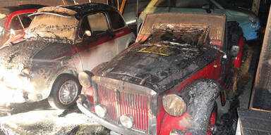 20 Oldtimer in Halle verbrannt