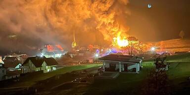 Fl&auml;mmarbeiten f&uuml;hrten zu Dachstuhlbrand