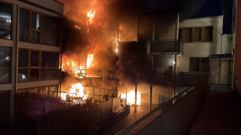 Brand in Mehrparteienhaus in Schwaz (Tirol)