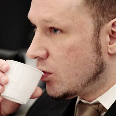 Oslo-Killer muss sich für den Tod von 77 Menschen verantworten