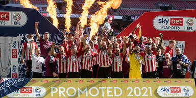 FC Brentford feiert den Aufstieg in die Premier League