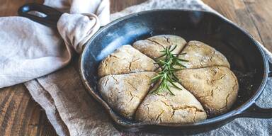 Shopping CH Brot im Gusseisen-Topf Aufmacher