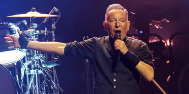&bdquo;Korrupt, inkompetent und rassistisch!&ldquo;: Springsteen tobt beim Tourstart gegen Trump
