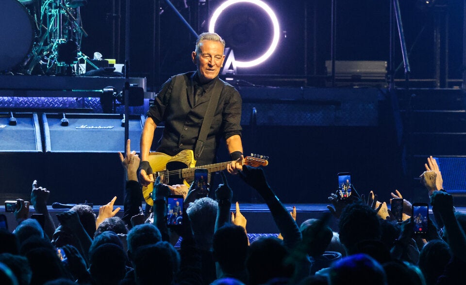 „Korrupt, inkompetent und rassistisch!“: Springsteen tobt beim Tourstart gegen Trump