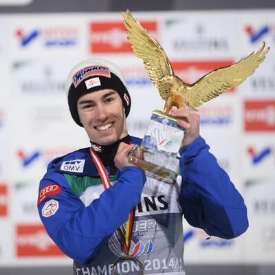 So jubelt Stefan Kraft über Tournee-Sieg