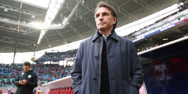 Herthas neuer Coach gibt Corona-Rabatt