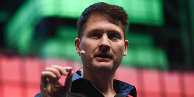 Milliard&auml;r (45) zahlt Millionen f&uuml;r K&ouml;rper eines 18-J&auml;hrigen