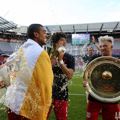 So wild feiern die Bullen das Double