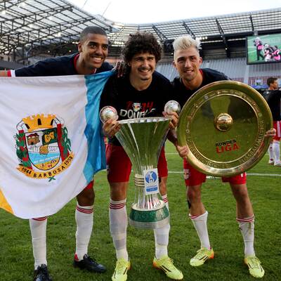 So wild feiern die Bullen das Double