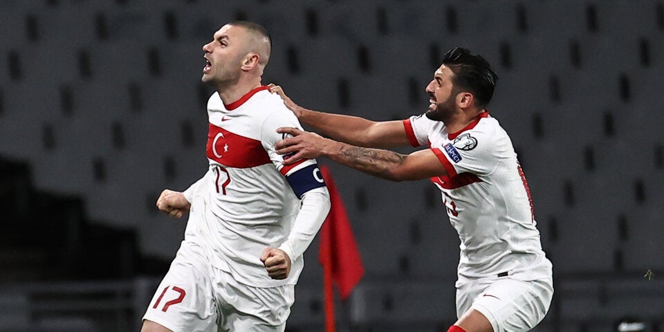 Türkei-Stürmer Burak Yilmaz jubelt nach einem Tor