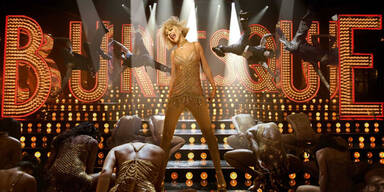 Christina Aquilera lässt die Hüllen fallen 