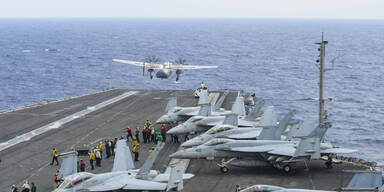 US-Milit&auml;rflugzeug st&uuml;rzt ins Meer - 3 Vermisste