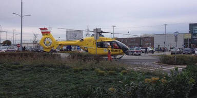 Rettungshubschrauber landet auf Lidl-Parkplatz