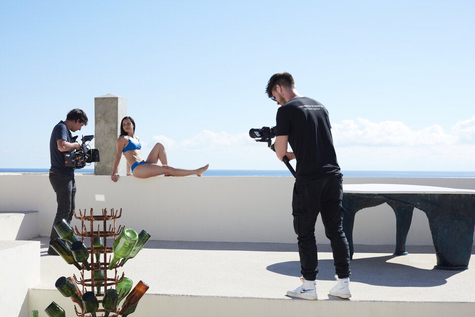 Anna Veith begeistert wieder im Bikini