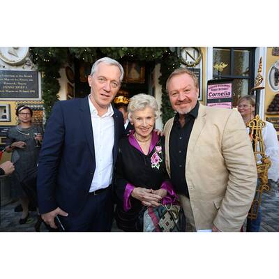 Gary Lux mit Sissi Gottsbachner, Marcus Strahl