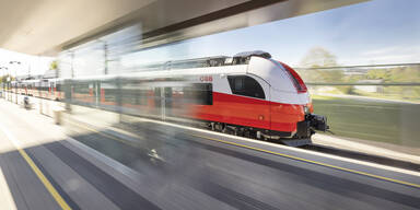 "Dauerchaos": Landbauer attackiert ÖBB und Minister Hanke