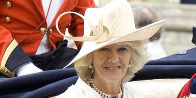 Charles' Camilla ist Oma
