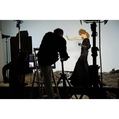 Campari-Kalender 2012 mit Milla Jovovich