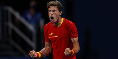 Tennis-Profi Carreno Busta jubelt bei Olympia