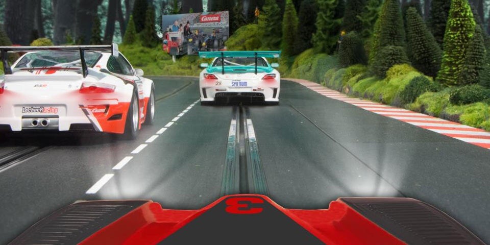 Carrera revolutioniert die Autorennbahn