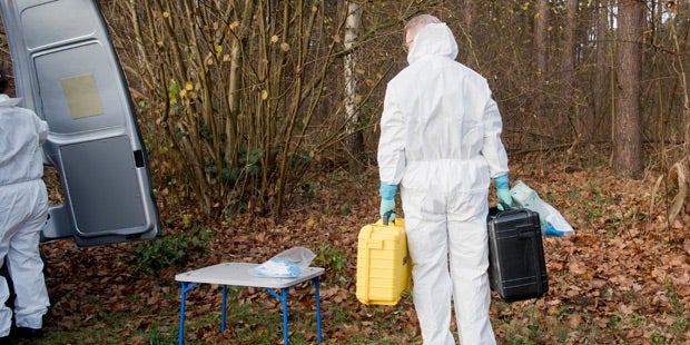 Gefesselte Frau bei Celle