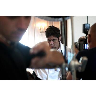 Making-of: Benicio Del Toro ist der Campari-Mann