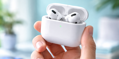 Apple AirPods 4 mit Noise Cancelling sind jetzt deutlich g&uuml;nstiger!