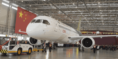 Chinas neuer Riesen-Flieger in den Startl&ouml;chern